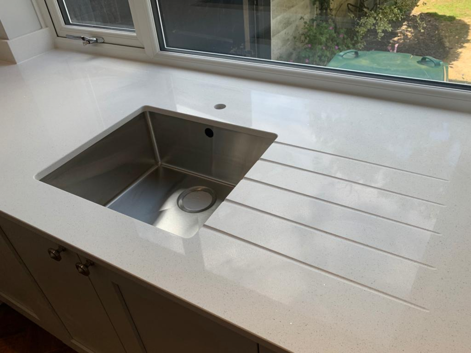 20mm tiny white quartz istone